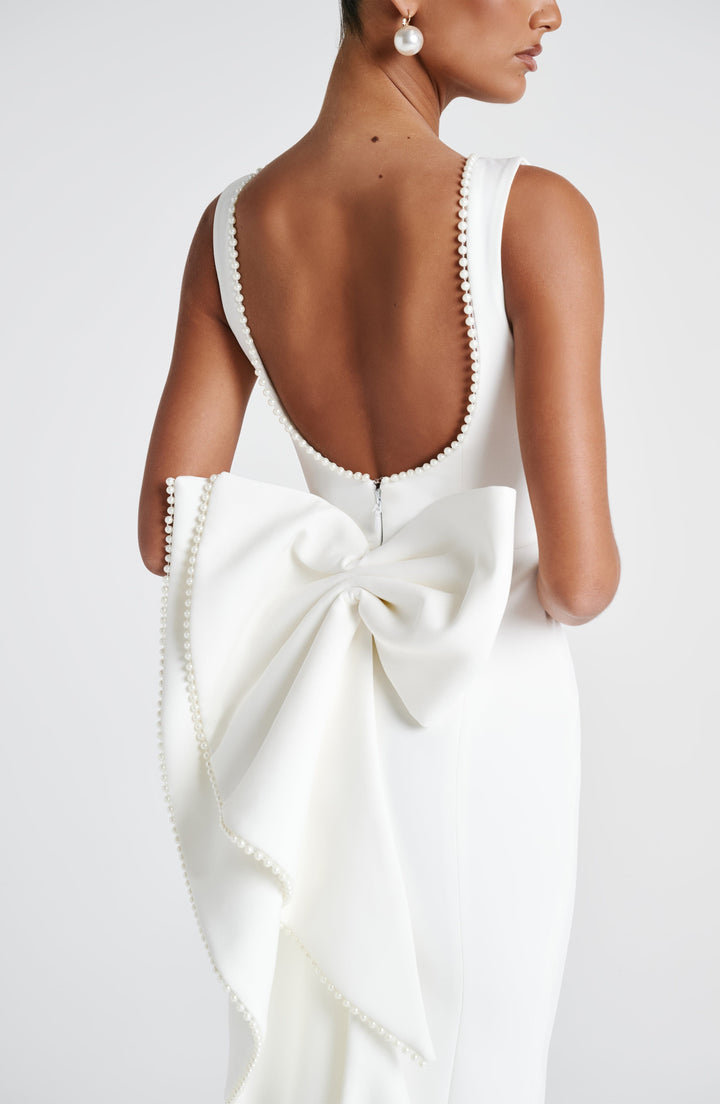 Amarisse - Pearl Bow Dress